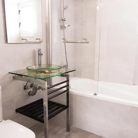 Phaedrus Living: Beachfront Thalassa