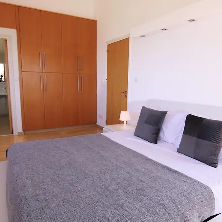 Phaedrus Living: Beachfront Thalassa 빌라